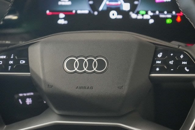 Thumbnail: 2025 Audi Q5 - 14