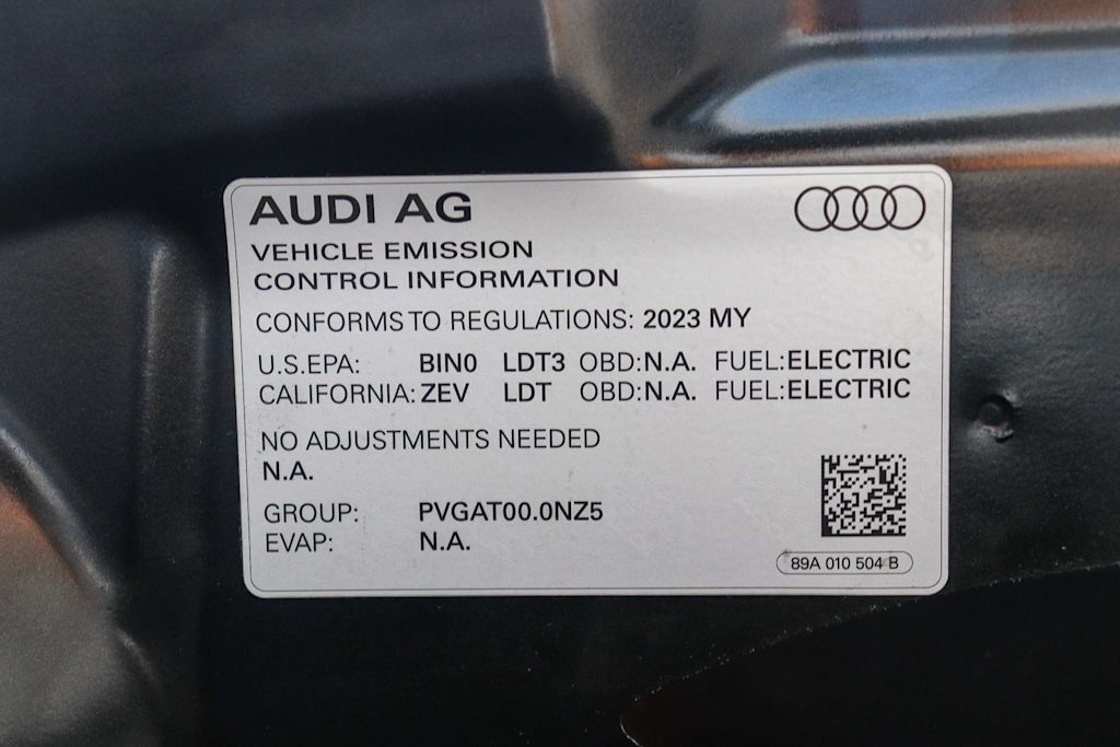 Thumbnail: 2023 Audi Q4 e-tron - 16