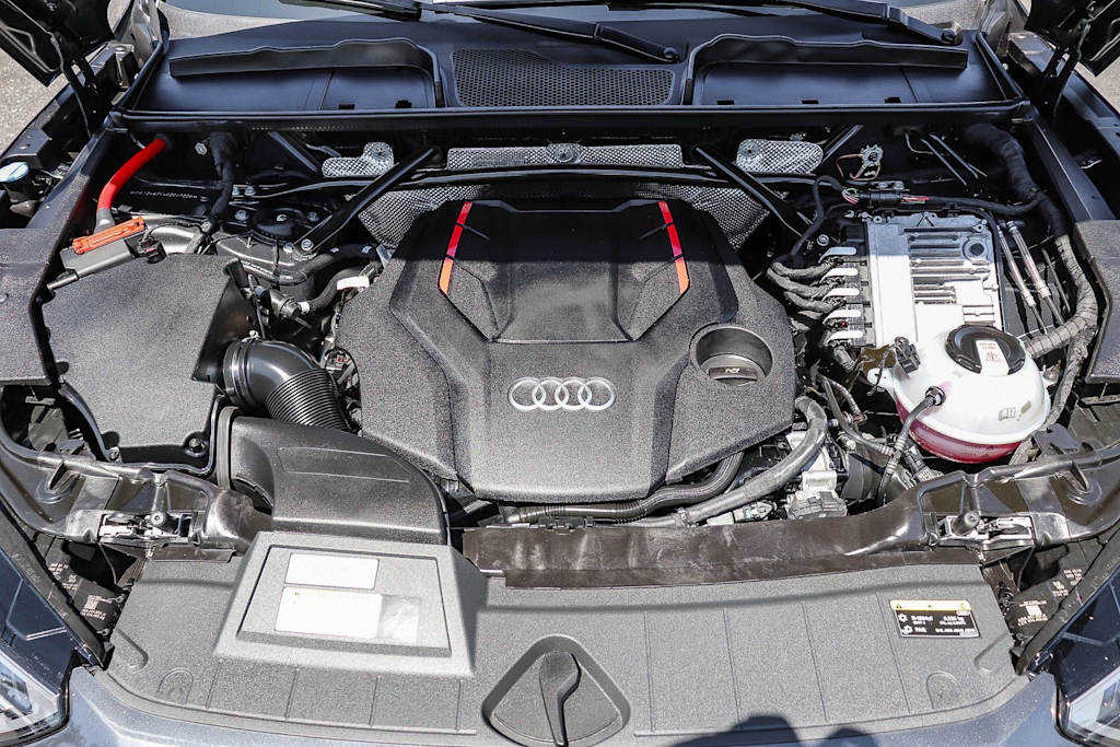 Thumbnail: 2024 Audi SQ5 - 7