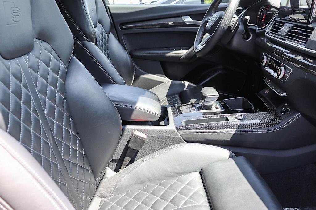 Thumbnail: 2024 Audi SQ5 - 9