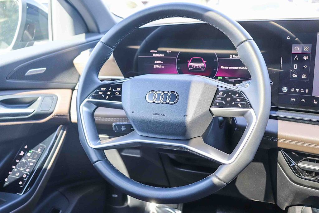 Thumbnail: 2025 Audi Q6 e-tron - 6