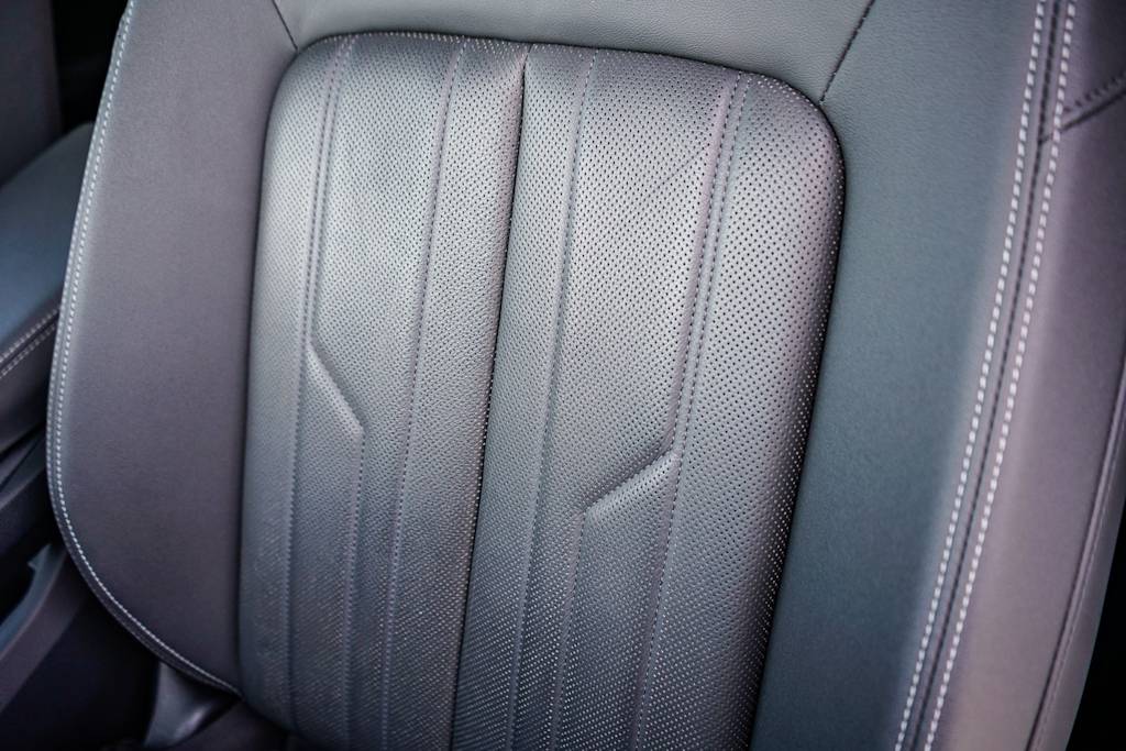 Thumbnail: 2023 Audi e-tron - 29