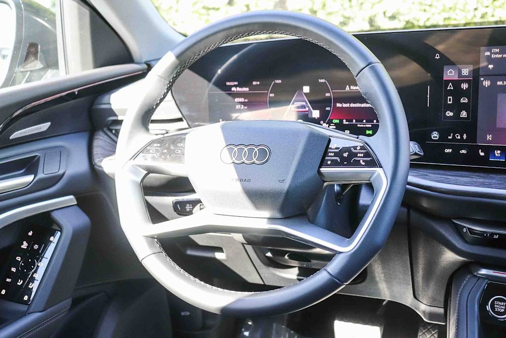 Thumbnail: 2025 Audi Q5 - 9
