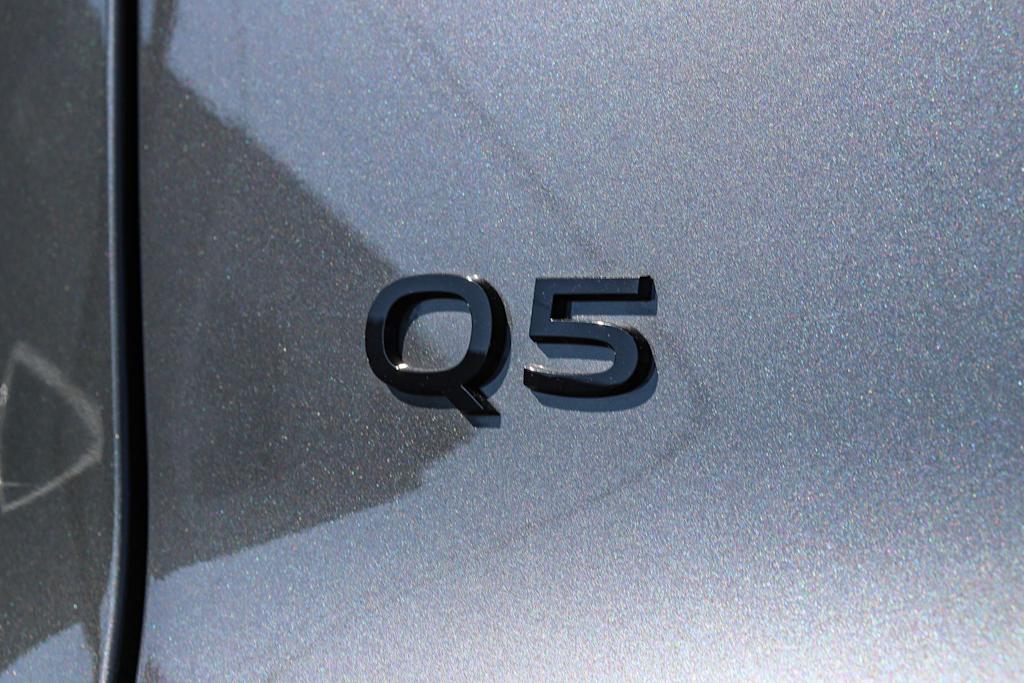 Thumbnail: 2025 Audi Q5 - 6