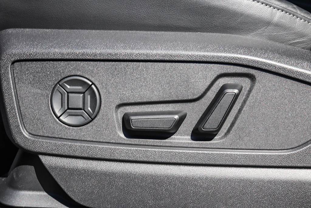 Thumbnail: 2025 Audi Q5 - 27