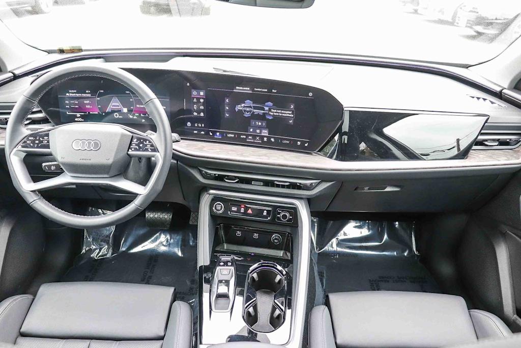 Thumbnail: 2025 Audi Q5 - 2