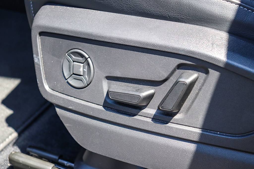Thumbnail: 2025 Audi Q5 - 24