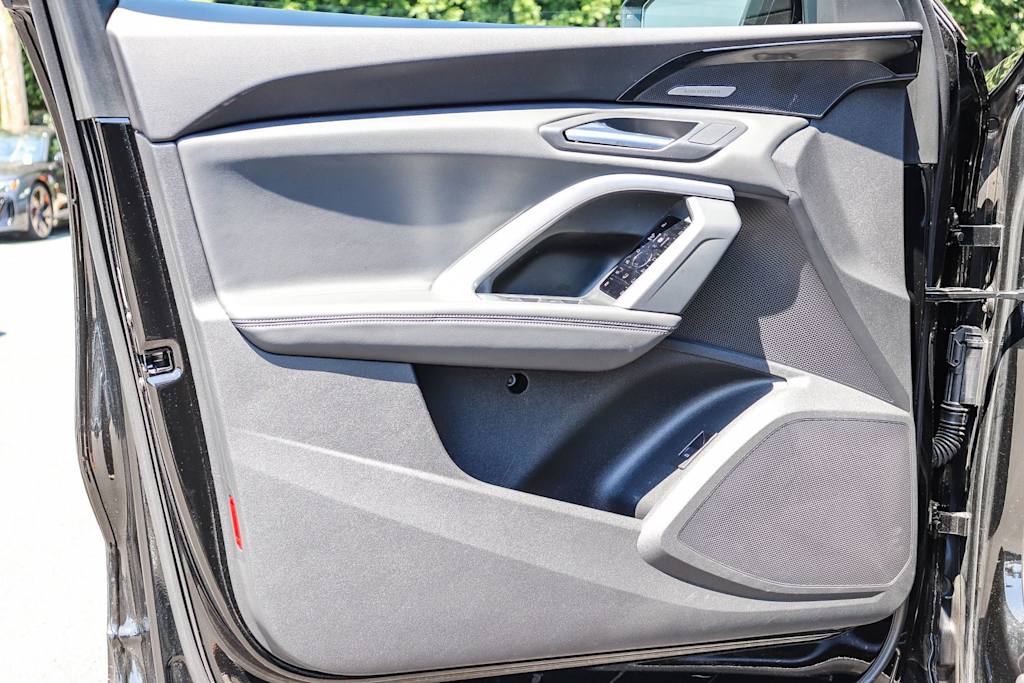 Thumbnail: 2025 Audi Q5 - 25