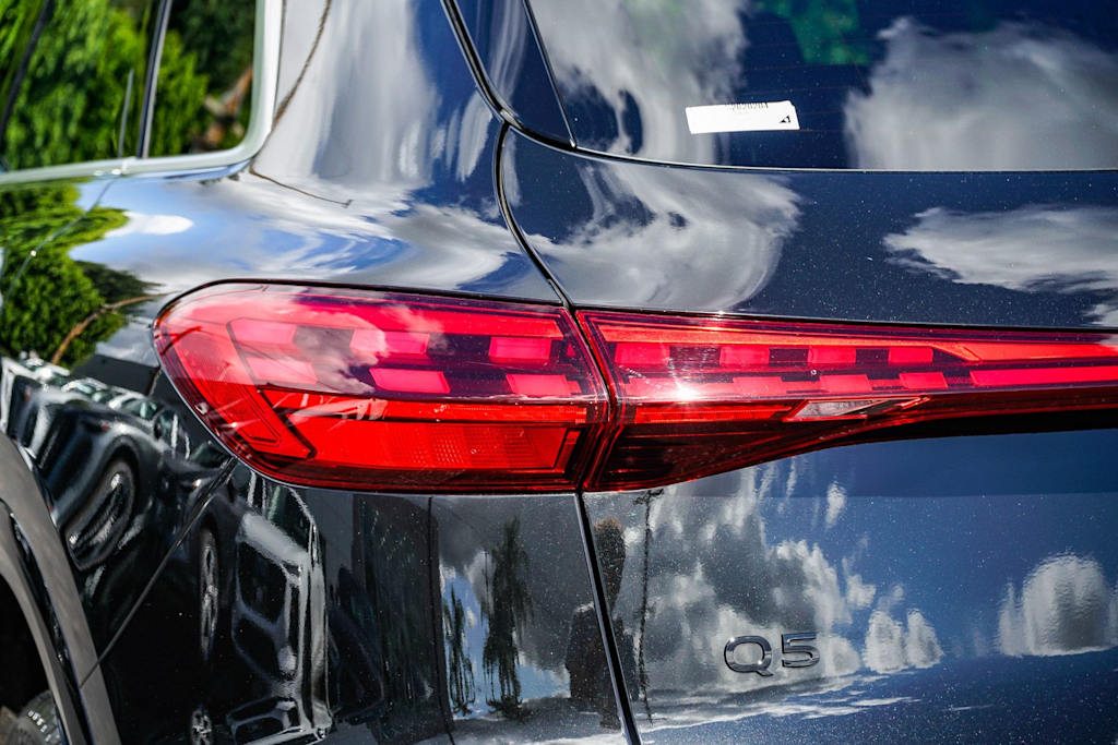 Thumbnail: 2025 Audi Q5 - 19