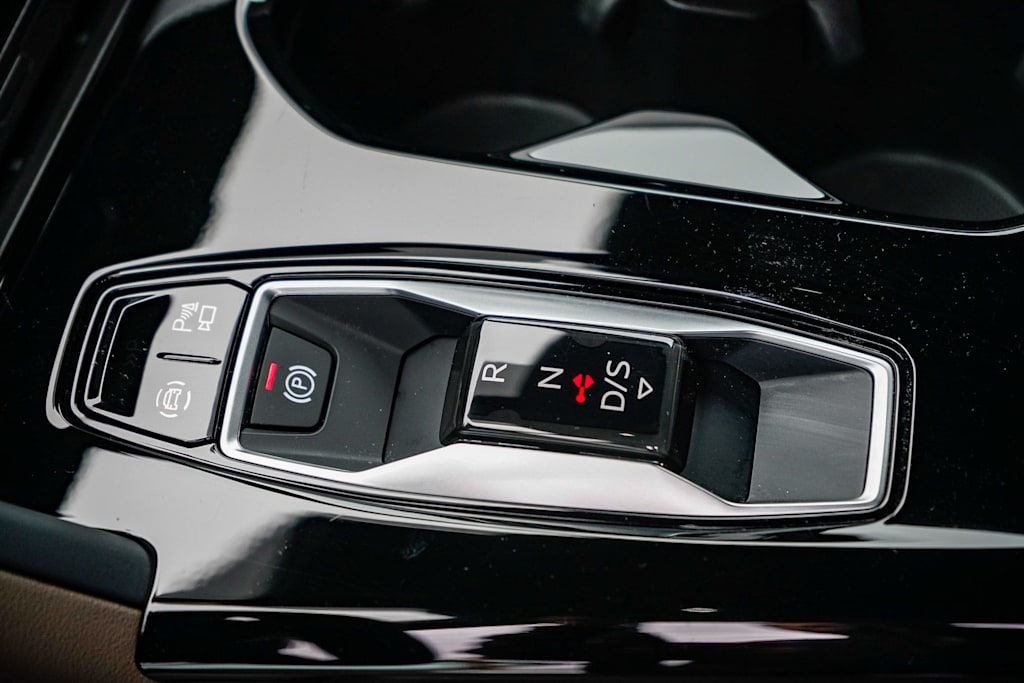 Thumbnail: 2025 Audi Q5 - 13