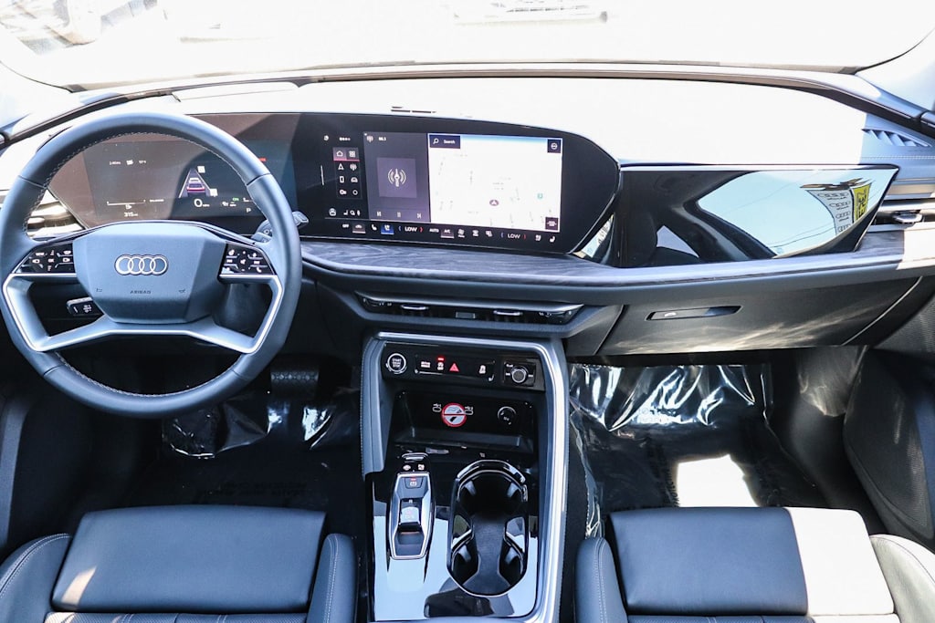 Thumbnail: 2025 Audi Q5 - 2