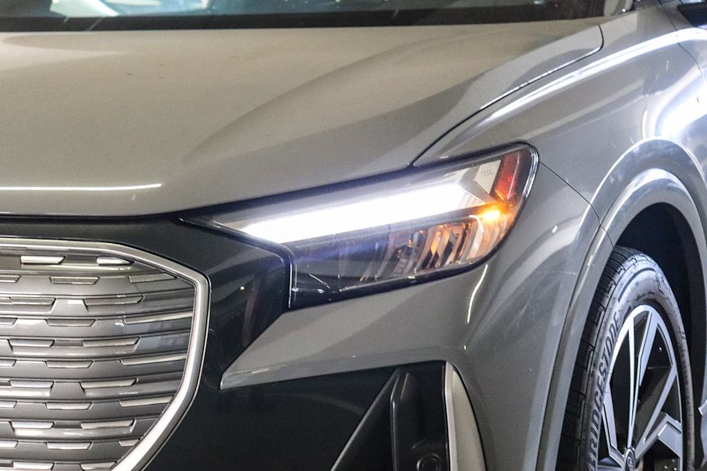 Thumbnail: 2024 Audi Q4 e-tron - 9