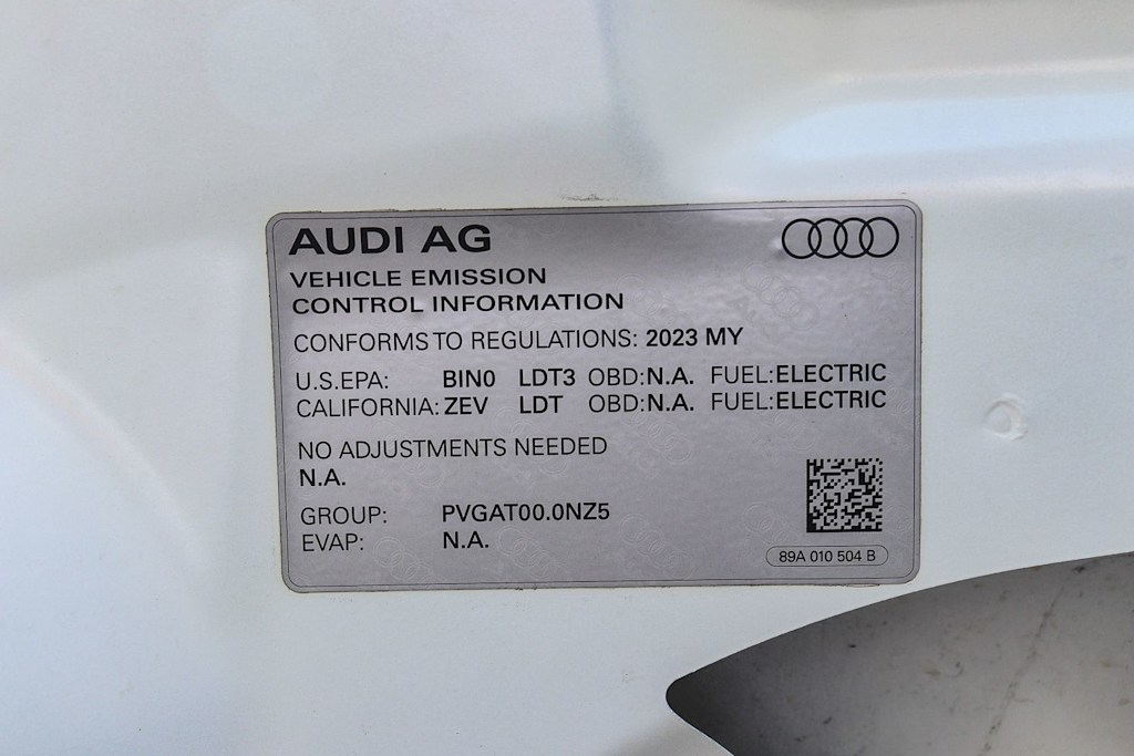 Thumbnail: 2023 Audi Q4 e-tron - 16