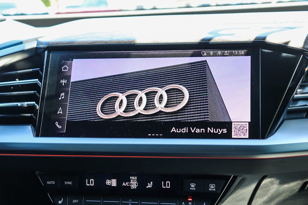 Thumbnail: 2023 Audi Q4 e-tron - 13