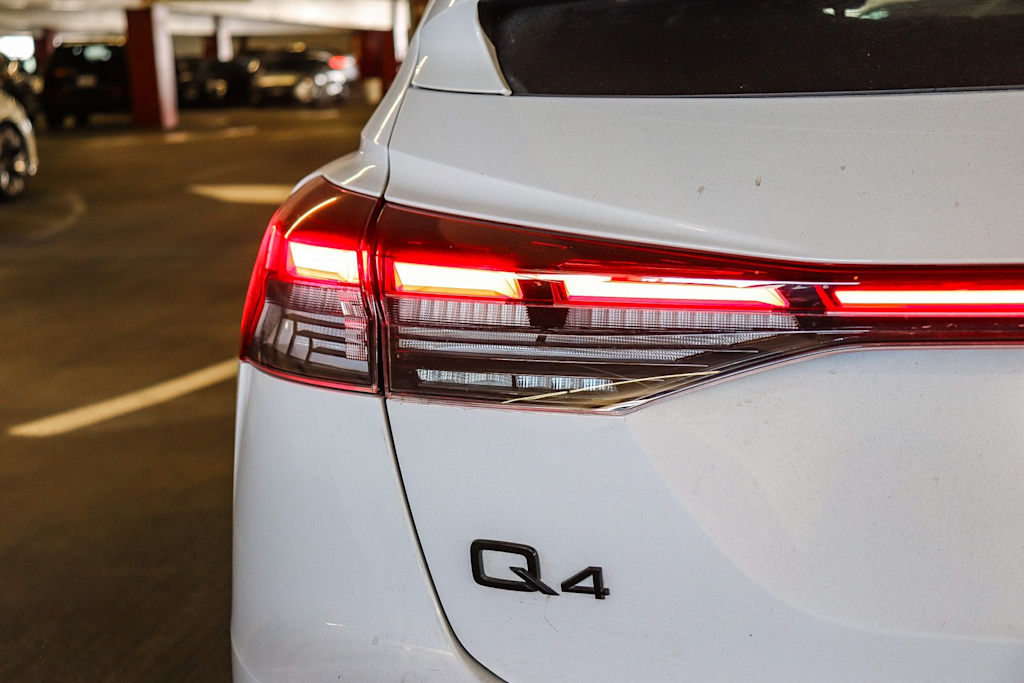 Thumbnail: 2023 Audi Q4 e-tron - 5