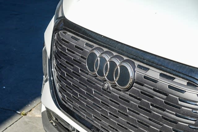 Thumbnail: 2023 Audi Q4 e-tron - 5