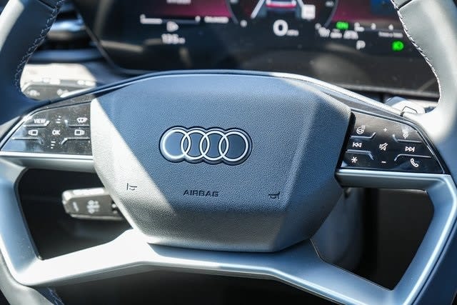 Thumbnail: 2025 Audi Q5 - 28