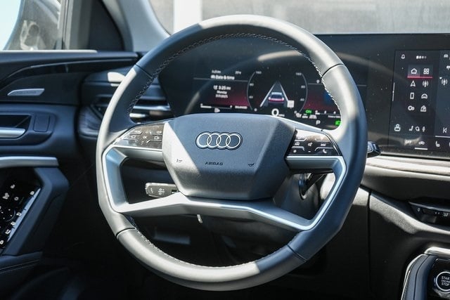 Thumbnail: 2025 Audi Q5 - 8