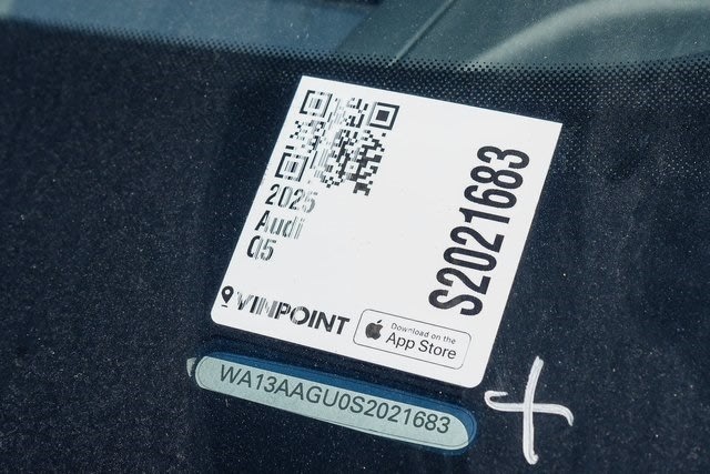 Thumbnail: 2025 Audi Q5 - 15