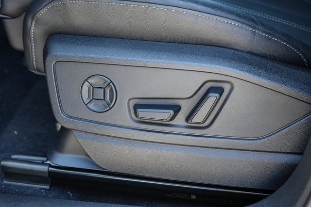 Thumbnail: 2025 Audi Q5 - 30