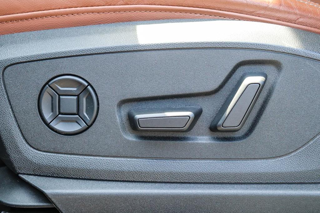Thumbnail: 2024 Audi Q8 e-tron - 24