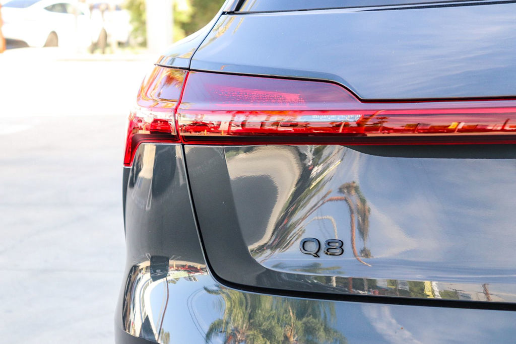 Thumbnail: 2024 Audi Q8 e-tron - 22