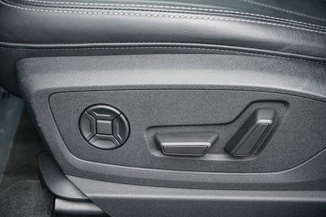 Thumbnail: 2024 Audi Q8 e-tron - 23