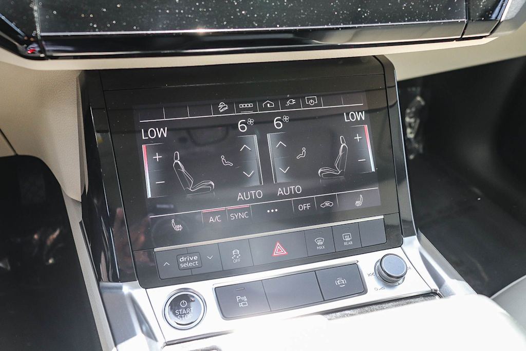 Thumbnail: 2024 Audi Q8 e-tron - 27