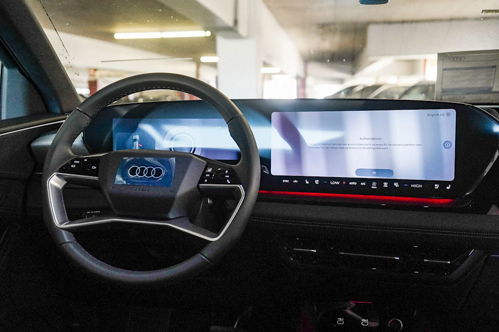 Thumbnail: 2027 Audi Q6 e-tron - 7