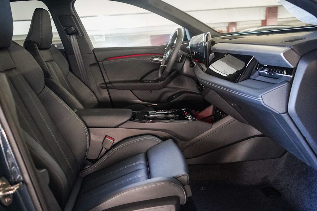Thumbnail: 2027 Audi Q6 e-tron - 8