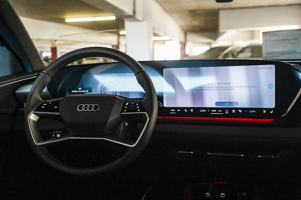 Thumbnail: 2027 Audi Q6 e-tron - 7