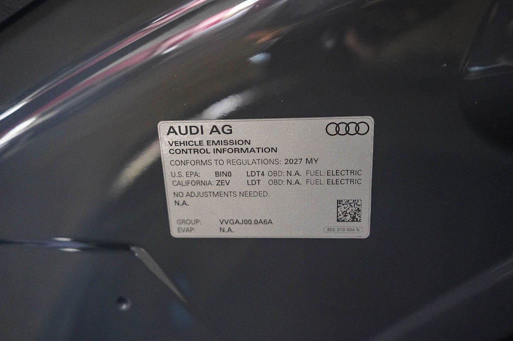 Thumbnail: 2027 Audi Q6 e-tron - 13