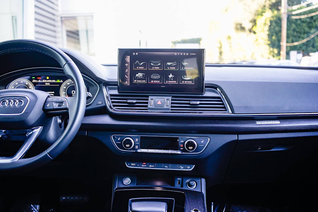 Thumbnail: 2023 Audi Q5 - 8