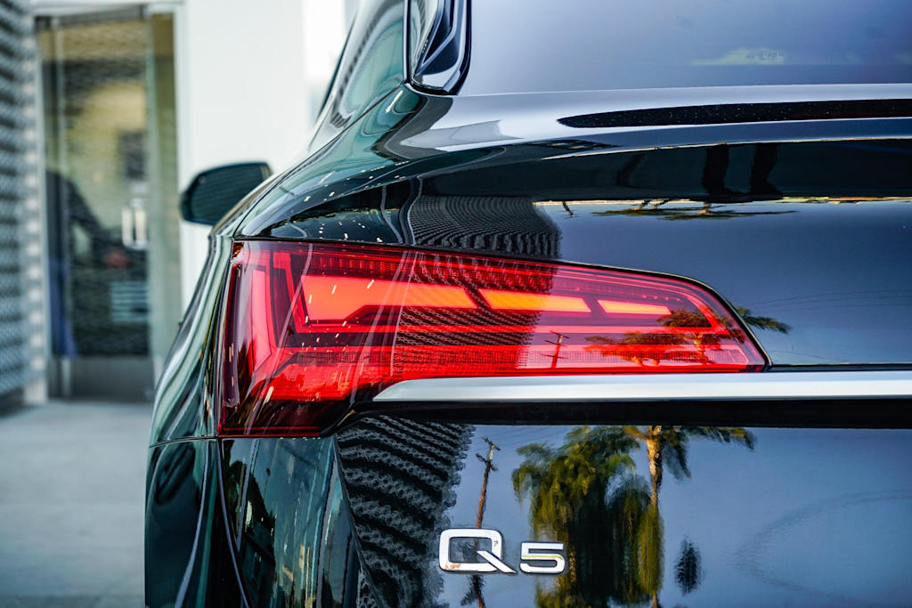 Thumbnail: 2023 Audi Q5 - 22