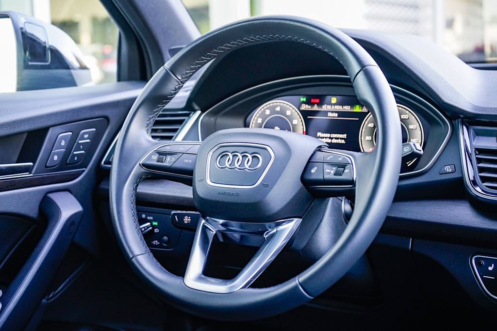 Thumbnail: 2023 Audi Q5 - 12