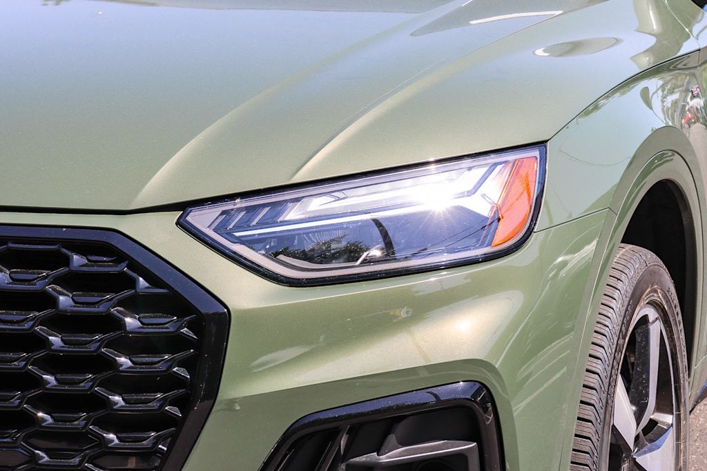 Thumbnail: 2023 Audi Q5 - 9
