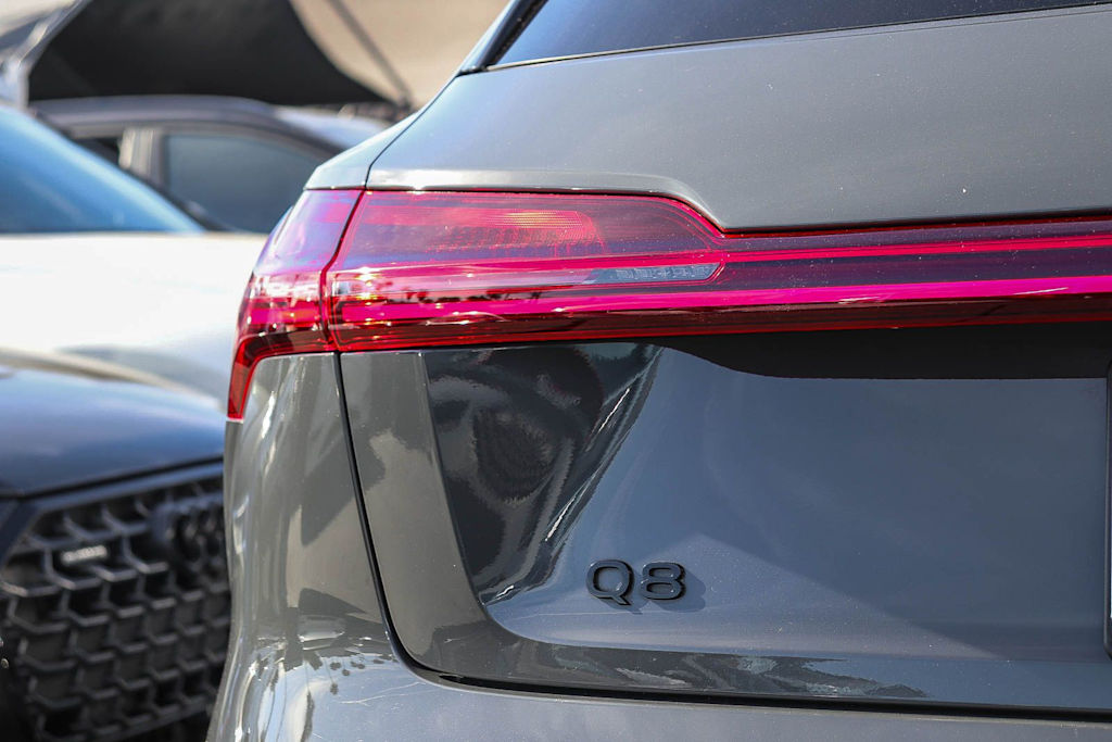 Thumbnail: 2024 Audi Q8 e-tron - 23