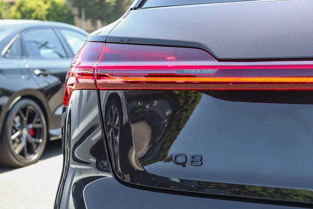 Thumbnail: 2024 Audi Q8 e-tron - 22