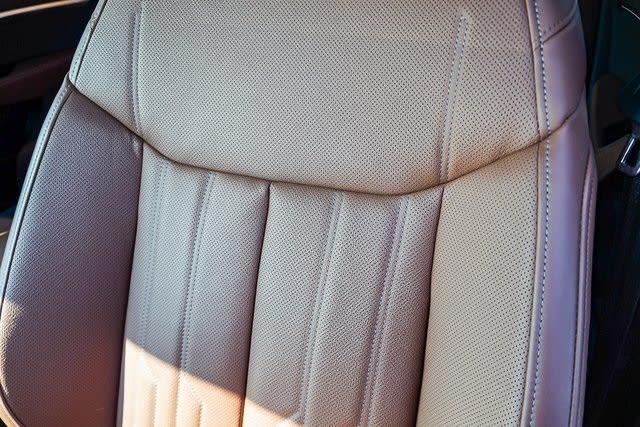 Thumbnail: 2024 Audi Q8 e-tron - 30