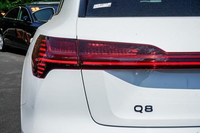 Thumbnail: 2024 Audi Q8 e-tron - 22