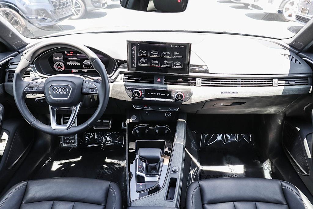 Thumbnail: 2023 Audi A4 - 2
