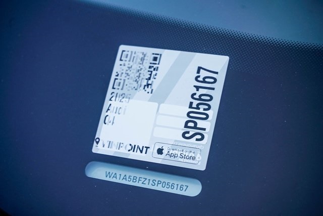 Thumbnail: 2025 Audi Q4 e-tron - 6