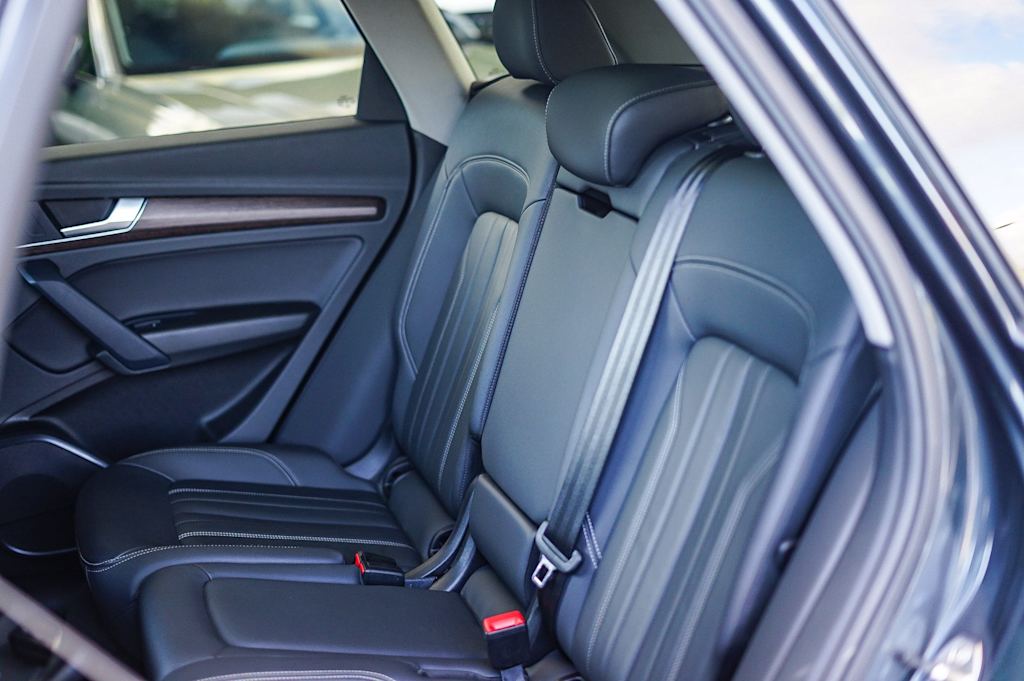 Thumbnail: 2023 Audi Q5 - 11