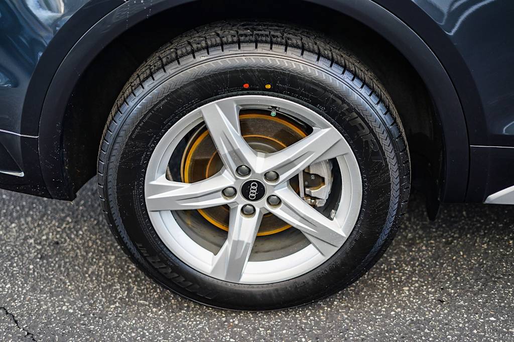 Thumbnail: 2023 Audi Q5 - 23