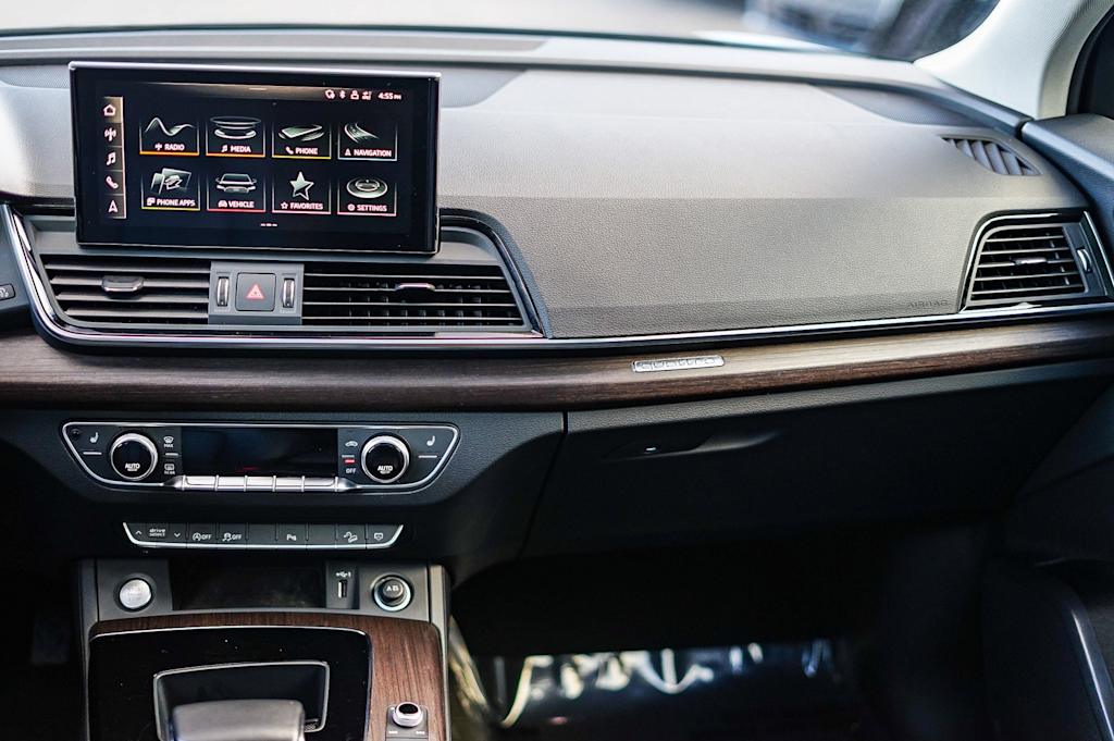 Thumbnail: 2023 Audi Q5 - 13