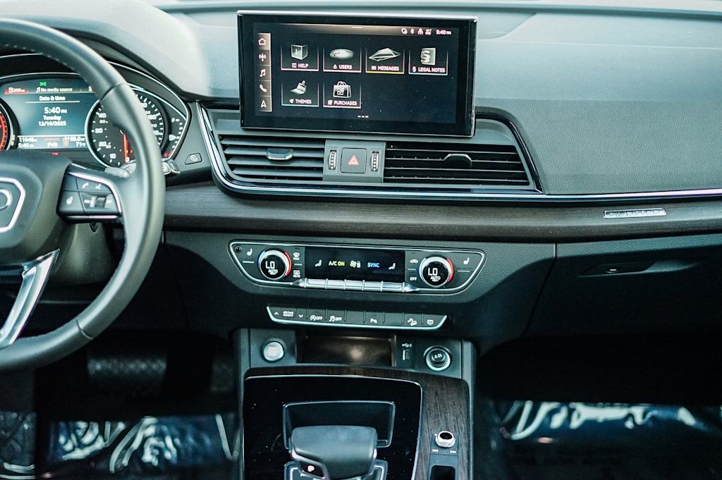 Thumbnail: 2023 Audi Q5 - 9