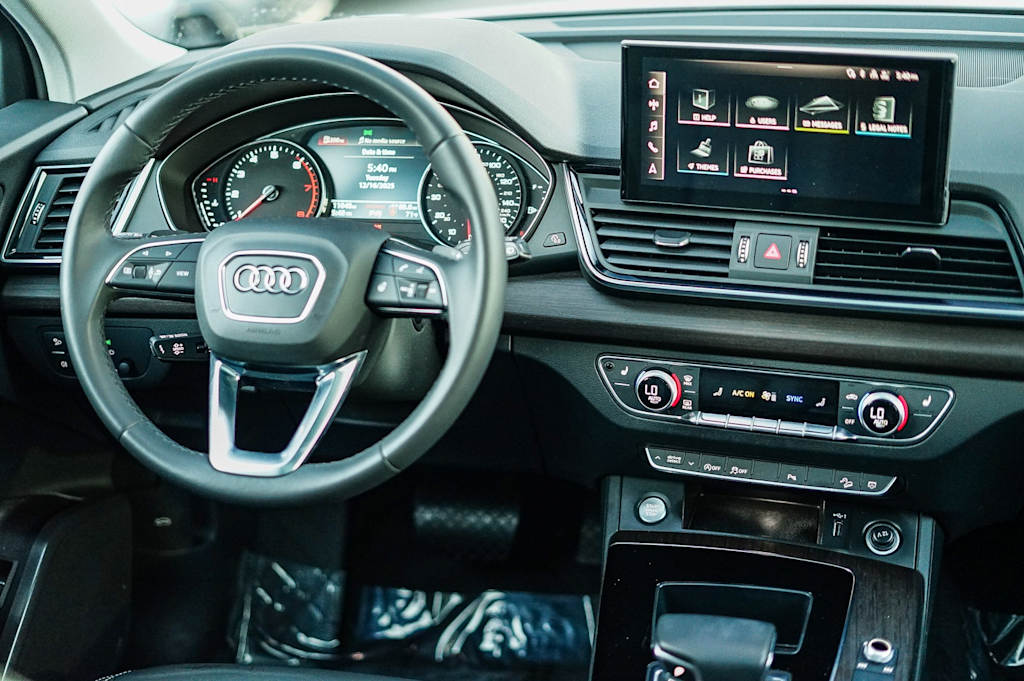 Thumbnail: 2023 Audi Q5 - 2