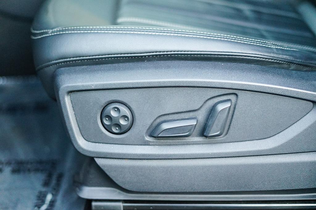 Thumbnail: 2023 Audi Q5 - 22