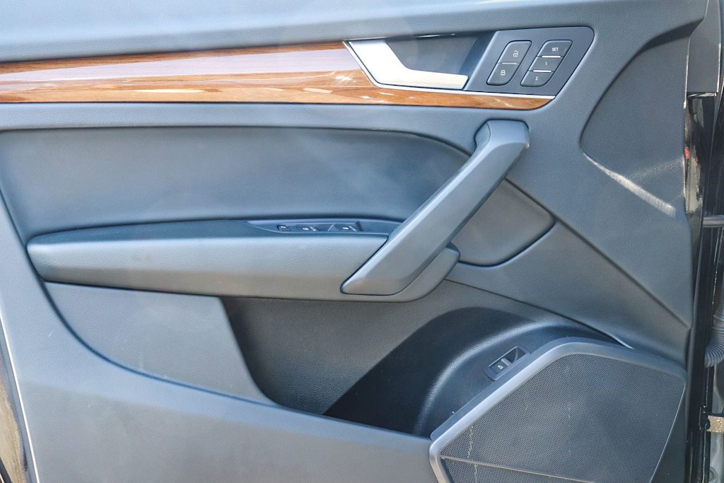 Thumbnail: 2024 Audi Q5 - 27
