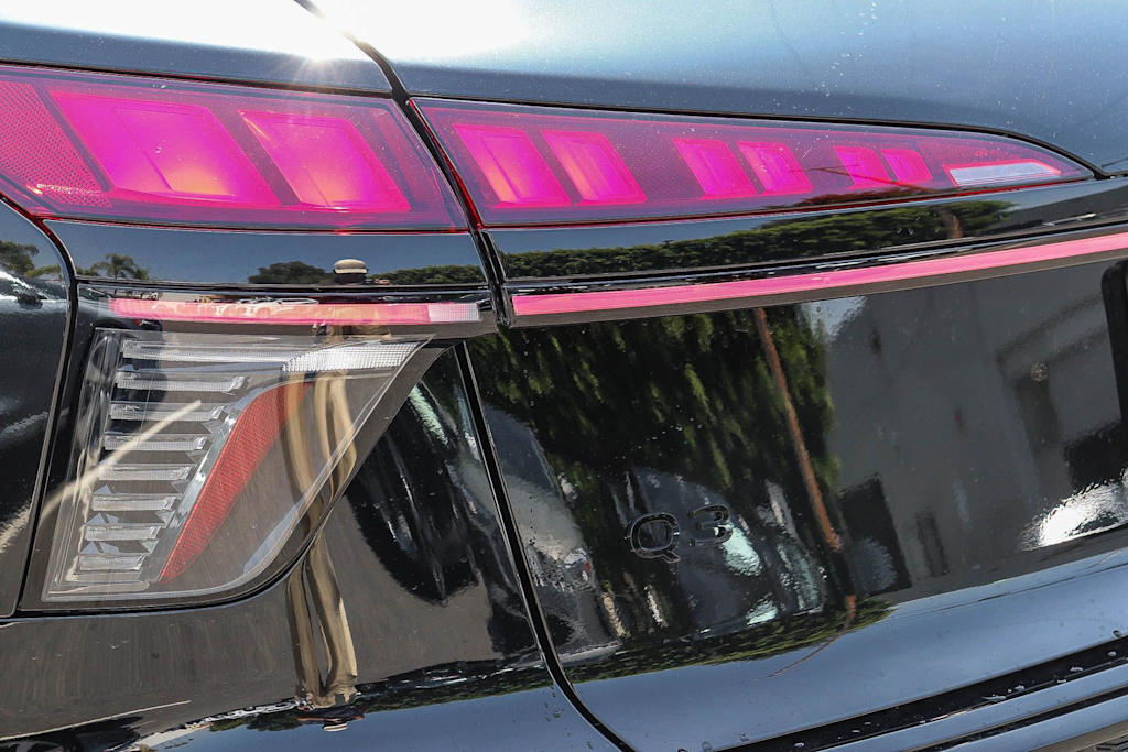 Thumbnail: 2026 Audi Q3 - 20